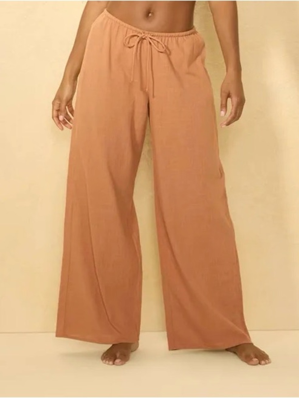 Shade & Shore Women's Wide Leg Cover Up Pants - Brown
Small (4-6)
New with Tags